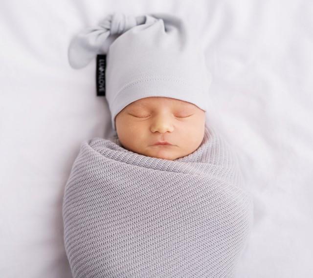 Light knitted bamboo swaddle blanket - Grey