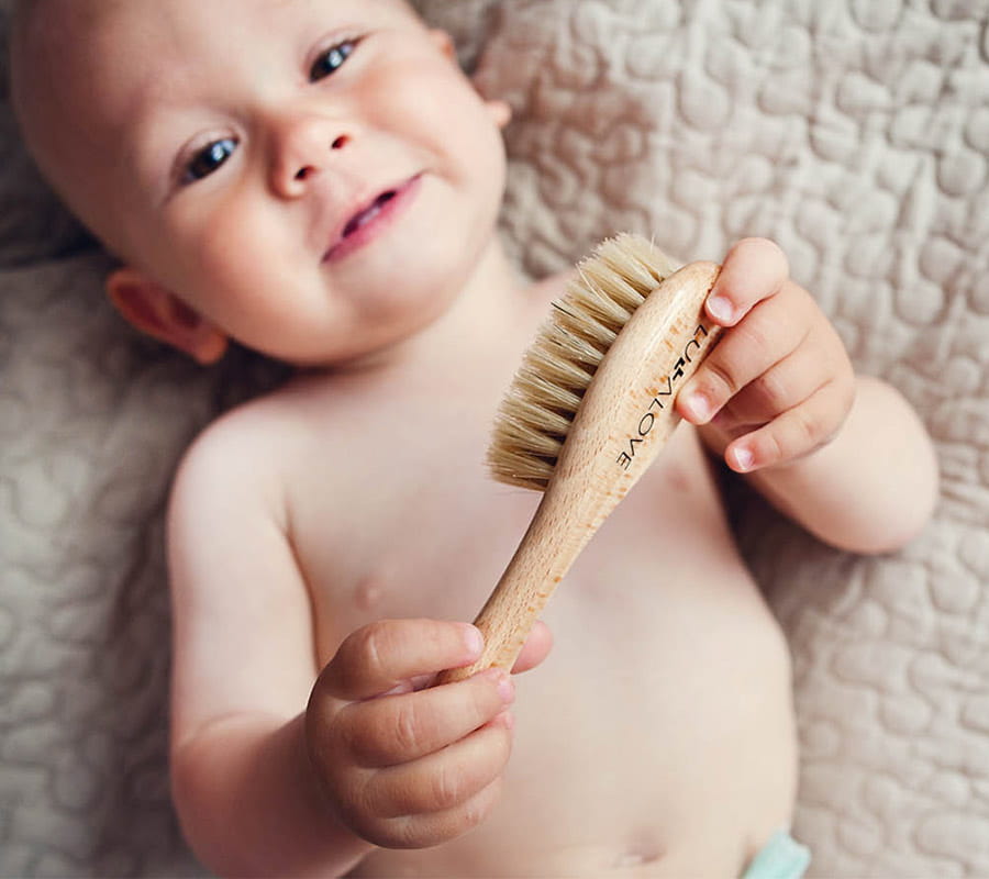 Best baby brush 2024 for cradle cap